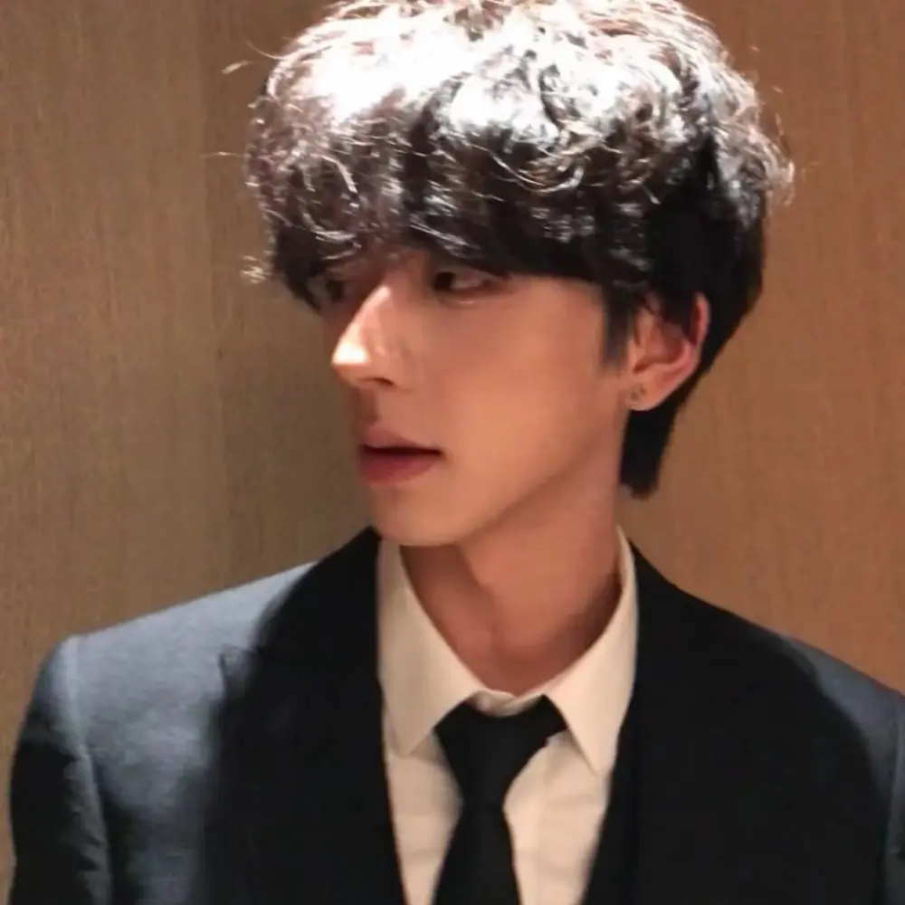 《让妻子参加同学会后》动漫高清在线看-婚姻情感风波全集免费-同学聚会改变夫妻命运-日韩动漫情感佳作