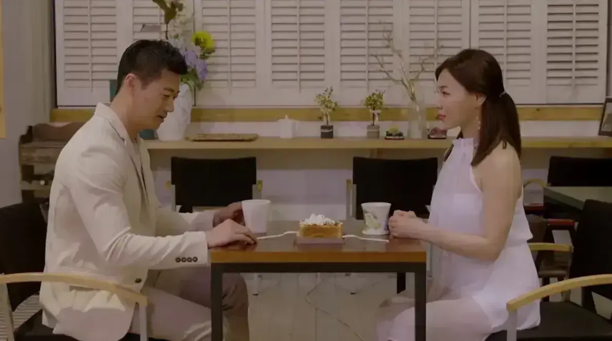《邻居家妻子》韩国电影未删减1080P高清-韩语中字完整版-百度网盘夸克迅雷下载-邻居家妻子高清在线观看