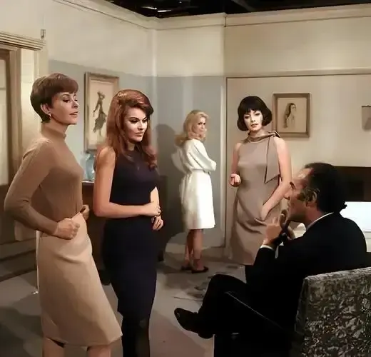 俄罗斯女子学院高清完整版在线观看-《俄罗斯女子学院》无删减全集资源免费看-高清画质青春校园剧-颜值与爱情的纯粹碰撞