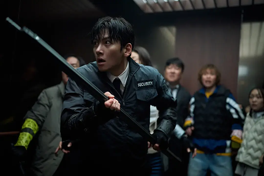《群体》2026韩国恐怖电影-全智贤具教焕主演《群体》全集高清无删减-1080P无广告在线观看