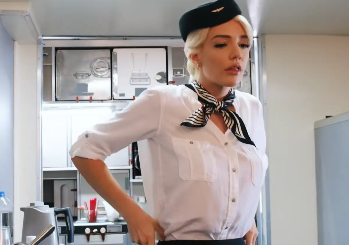 Kenna James《Jet Setters飞行者》完整版无广告免费在线观看-欧美悬疑剧情片高清中字百度云资源-Jet Setters飞行者私人飞机骗局全集