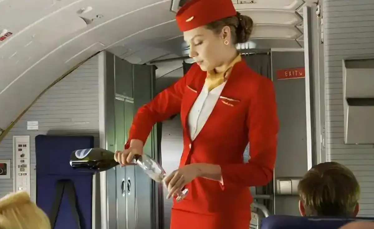 《法国空乘4》全集完整版免费在线观看-法国空乘4高清未删减-4K画质在线播放