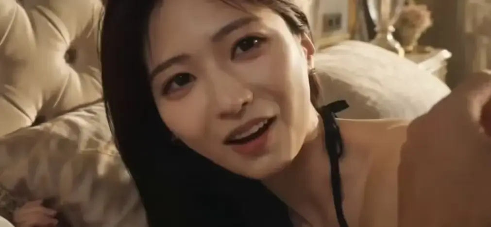 《B中爱情故事》黄豆AI短剧4K高清无删减-全集完整版免费观看-百度网盘一键转存资源-VS影院纯净无广告看B中爱情故事