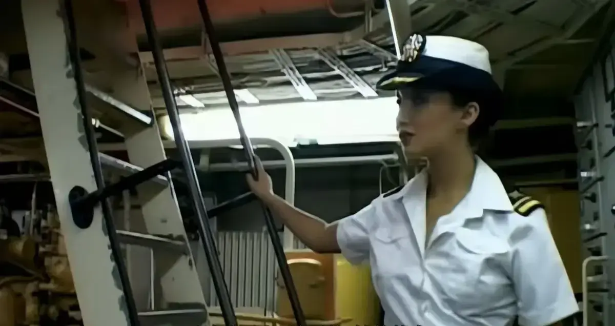 《军舰上的女兵》未删减版全集-《军舰上的女兵》1080P高清完整版免费看-卡楚米主演在线播放无广告